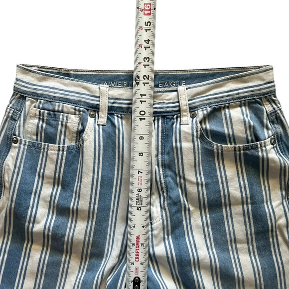 American Eagle Retro Indigo Stripe High Waist Mom‎ Jean - 6 - Picture 5 of 6